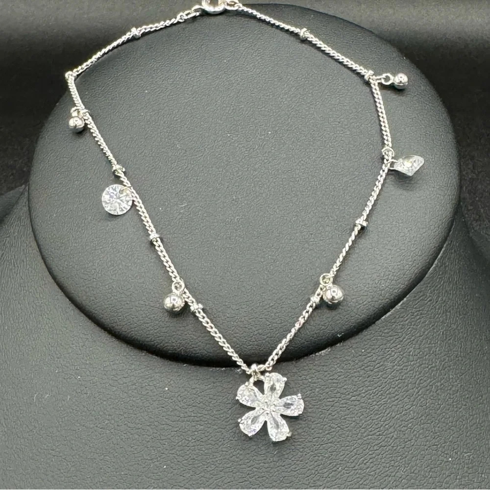 Stunning Minimalist CZ Floral Bracelet or Anklet - Picture 10 of 11